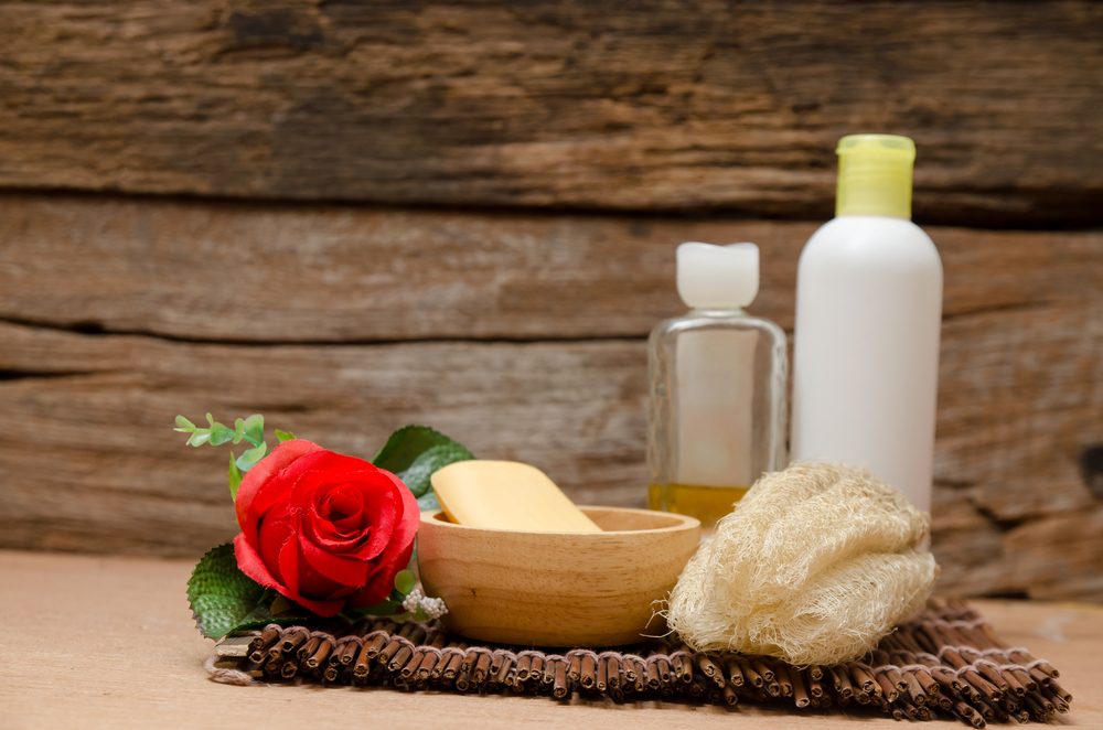 5 natural alternatives to shampoo