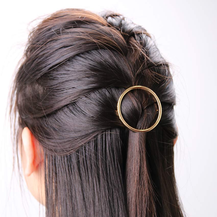 cute hairstyles with barrettes 2020