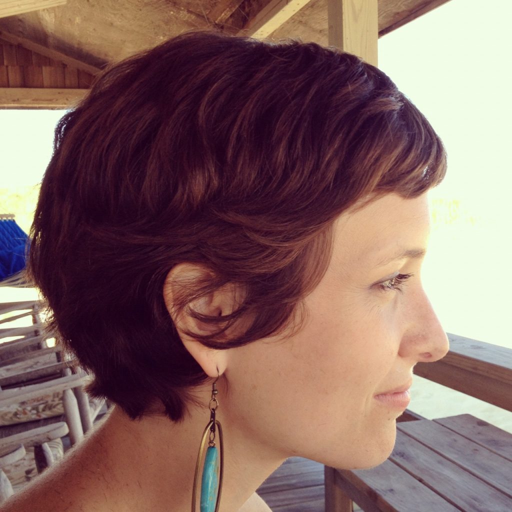 short pixie haircuts for women